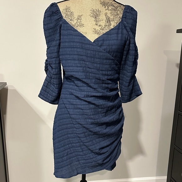 Lost Ink Dresses & Skirts - Lost Ink navy blue poof sleeve ruched Elegant Blue Dress Size 12